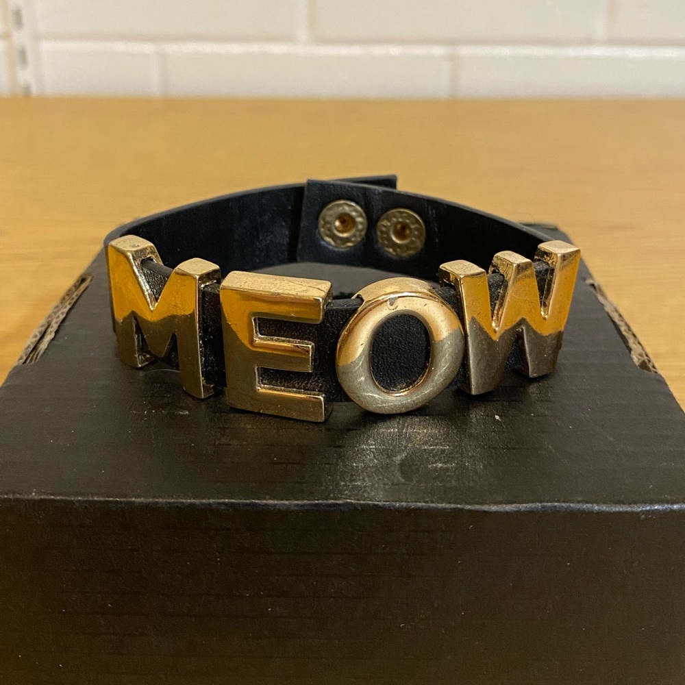 FREE 🎁 Hot Topic MEOW metal and faux leather bracelet
